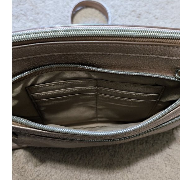 Rose gold Relic crossbody wallet bag - Picture 5 of 9